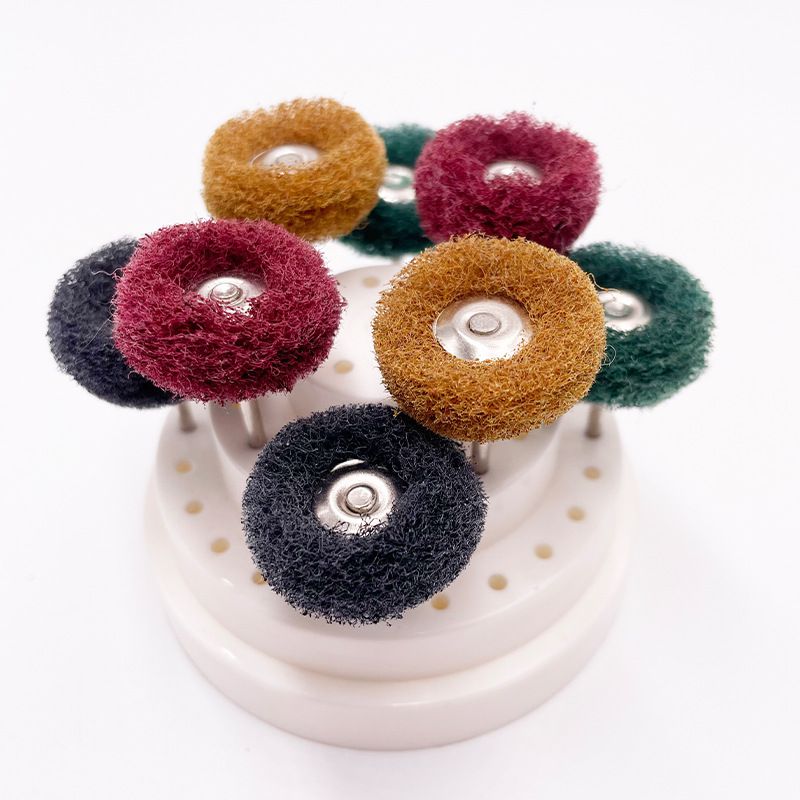 量大優(yōu)惠廠家批發(fā)尼龍迷你拋光刷  打磨機(jī)T型纖維輪  百潔布拋光